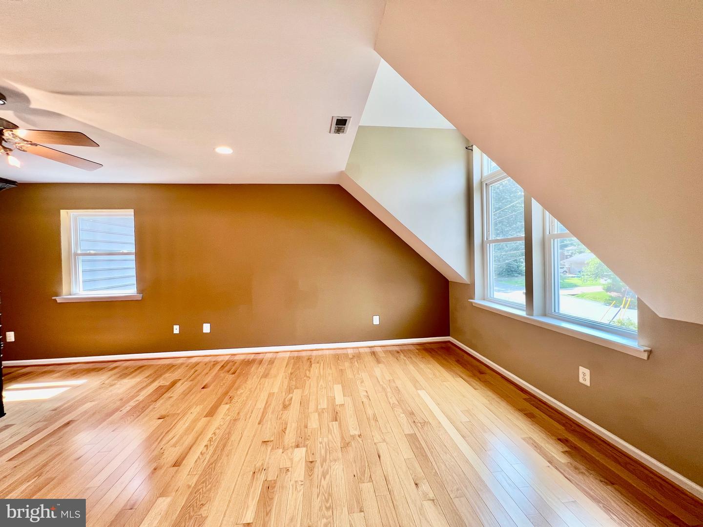 6605 KEENE DR, SPRINGFIELD, Virginia 22152, 5 Bedrooms Bedrooms, ,5 BathroomsBathrooms,Residential,For sale,6605 KEENE DR,VAFX2241356 MLS # VAFX2241356