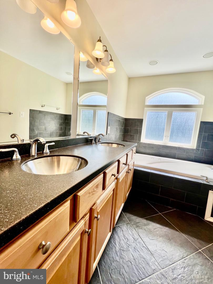6605 KEENE DR, SPRINGFIELD, Virginia 22152, 5 Bedrooms Bedrooms, ,5 BathroomsBathrooms,Residential,For sale,6605 KEENE DR,VAFX2241356 MLS # VAFX2241356