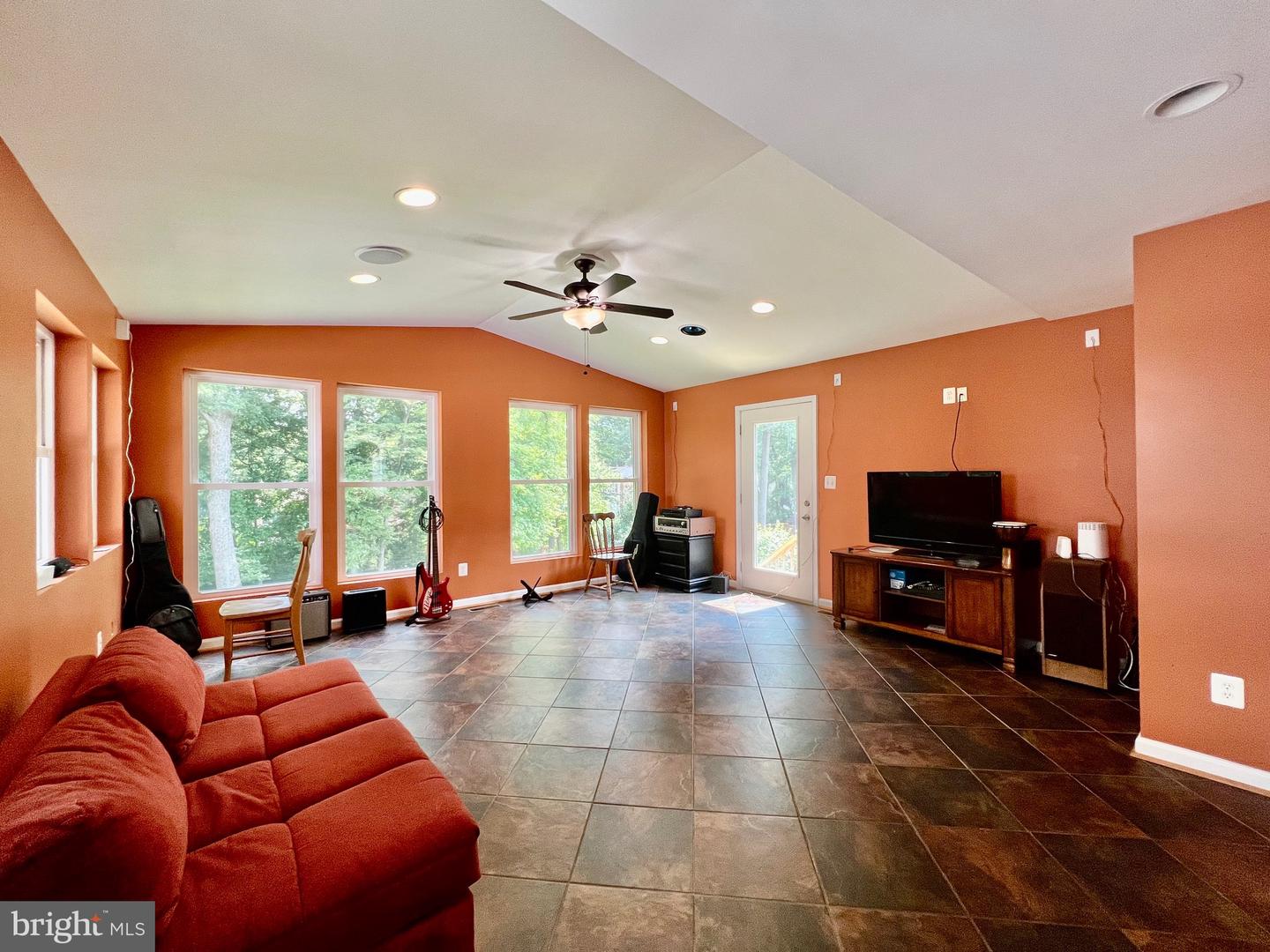 6605 KEENE DR, SPRINGFIELD, Virginia 22152, 5 Bedrooms Bedrooms, ,5 BathroomsBathrooms,Residential,For sale,6605 KEENE DR,VAFX2241356 MLS # VAFX2241356