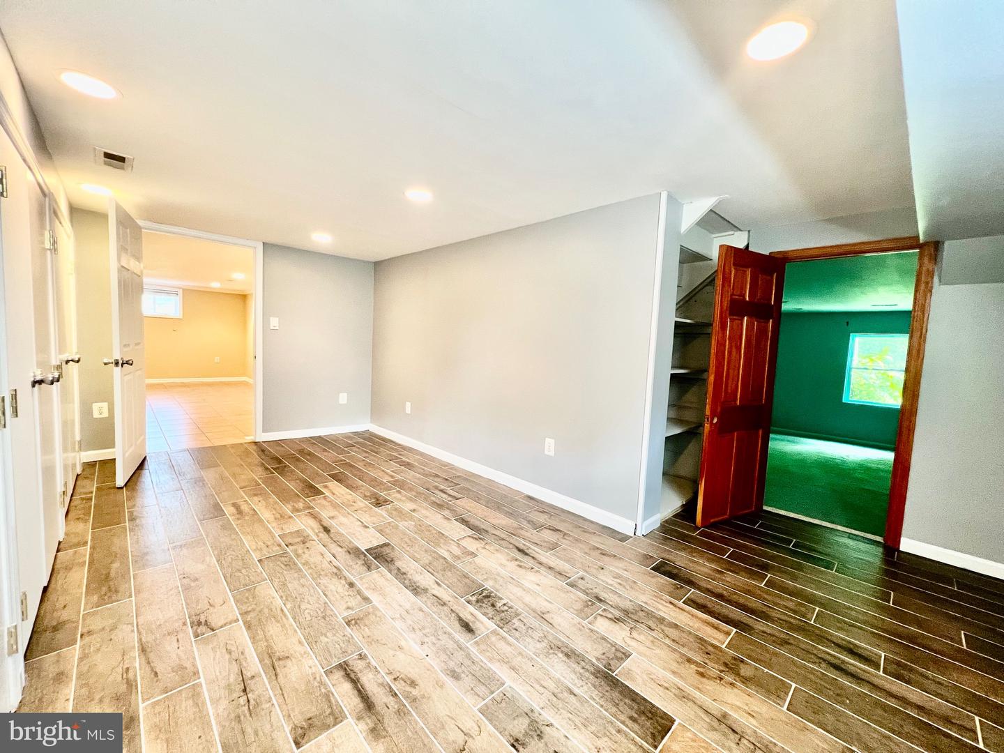 6605 KEENE DR, SPRINGFIELD, Virginia 22152, 5 Bedrooms Bedrooms, ,5 BathroomsBathrooms,Residential,For sale,6605 KEENE DR,VAFX2241356 MLS # VAFX2241356