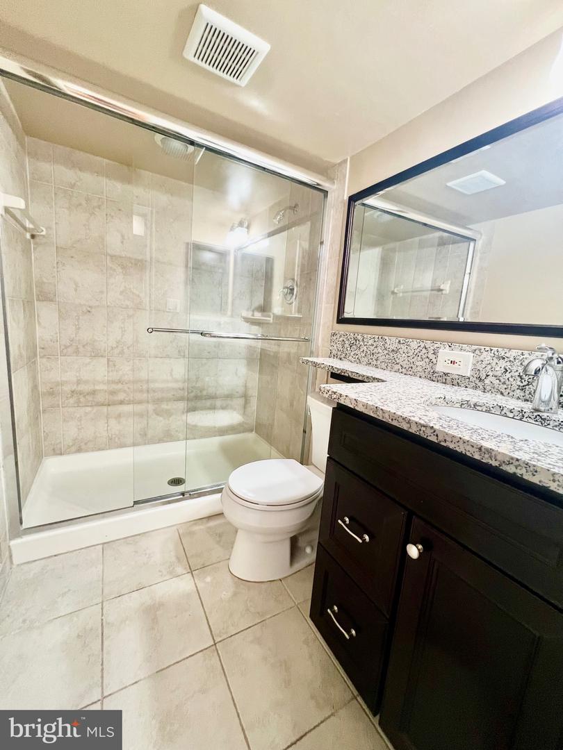 6605 KEENE DR, SPRINGFIELD, Virginia 22152, 5 Bedrooms Bedrooms, ,5 BathroomsBathrooms,Residential,For sale,6605 KEENE DR,VAFX2241356 MLS # VAFX2241356