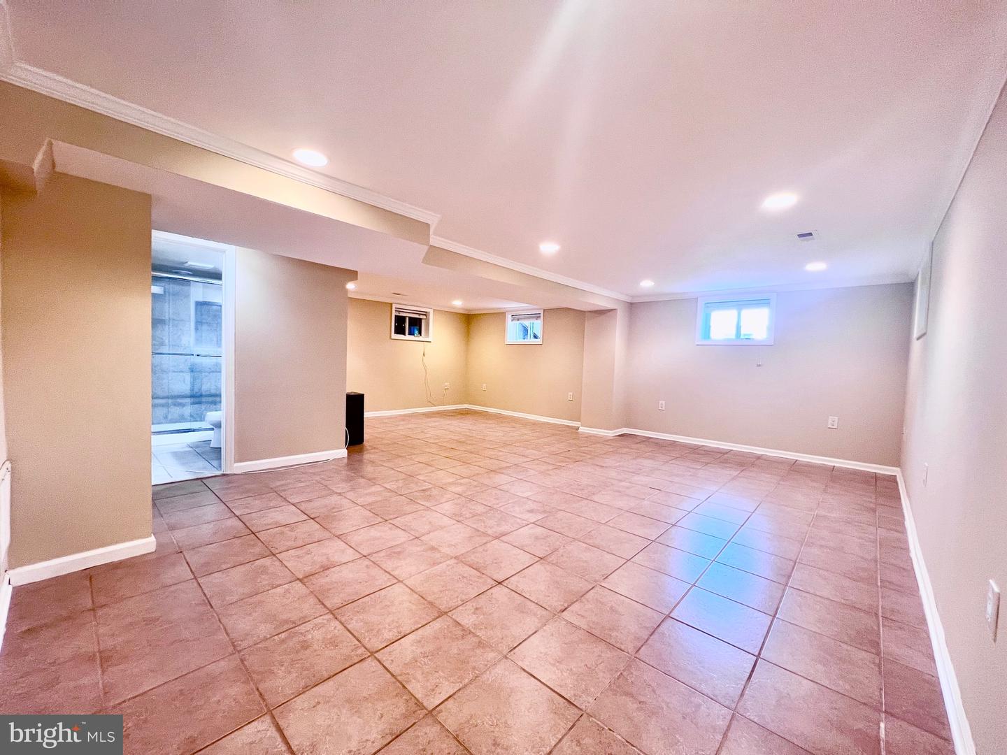 6605 KEENE DR, SPRINGFIELD, Virginia 22152, 5 Bedrooms Bedrooms, ,5 BathroomsBathrooms,Residential,For sale,6605 KEENE DR,VAFX2241356 MLS # VAFX2241356