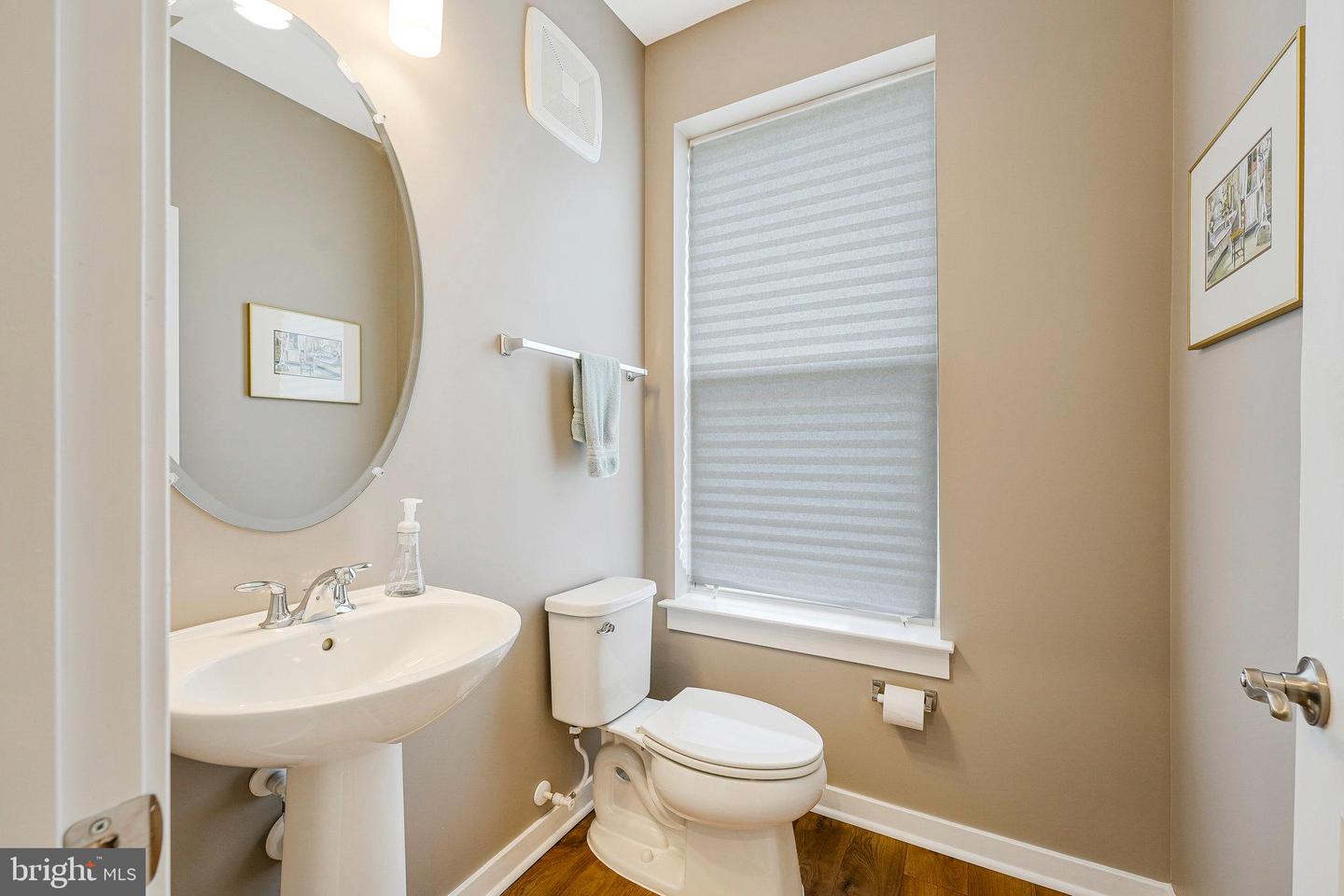 4149 RED MULBERRY DR, FAIRFAX, Virginia 22033, 3 Bedrooms Bedrooms, ,2 BathroomsBathrooms,Residential,For sale,4149 RED MULBERRY DR,VAFX2241416 MLS # VAFX2241416