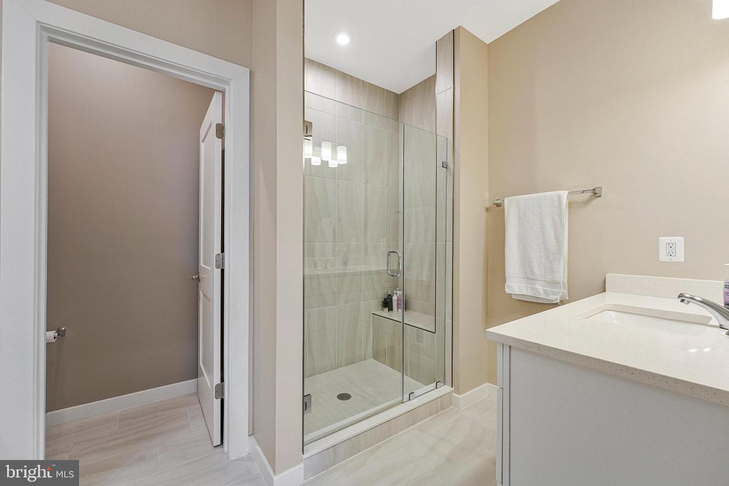 4149 RED MULBERRY DR, FAIRFAX, Virginia 22033, 3 Bedrooms Bedrooms, ,2 BathroomsBathrooms,Residential,For sale,4149 RED MULBERRY DR,VAFX2241416 MLS # VAFX2241416