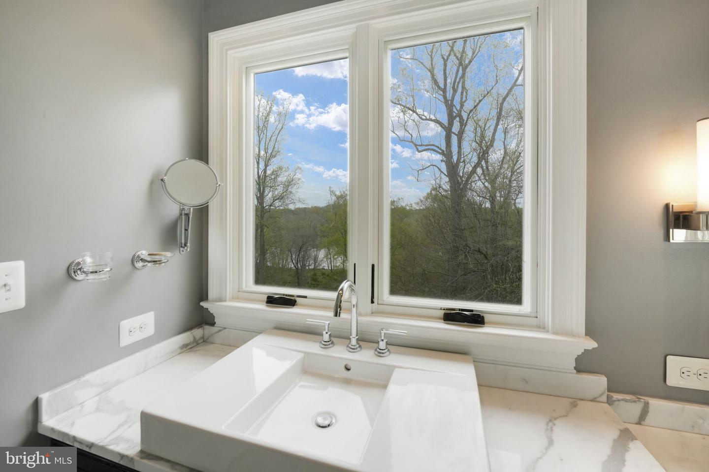 9884 RIVER CHASE WAY, GREAT FALLS, Virginia 22066, 6 Bedrooms Bedrooms, ,6 BathroomsBathrooms,Residential,For sale,9884 RIVER CHASE WAY,VAFX2241464 MLS # VAFX2241464