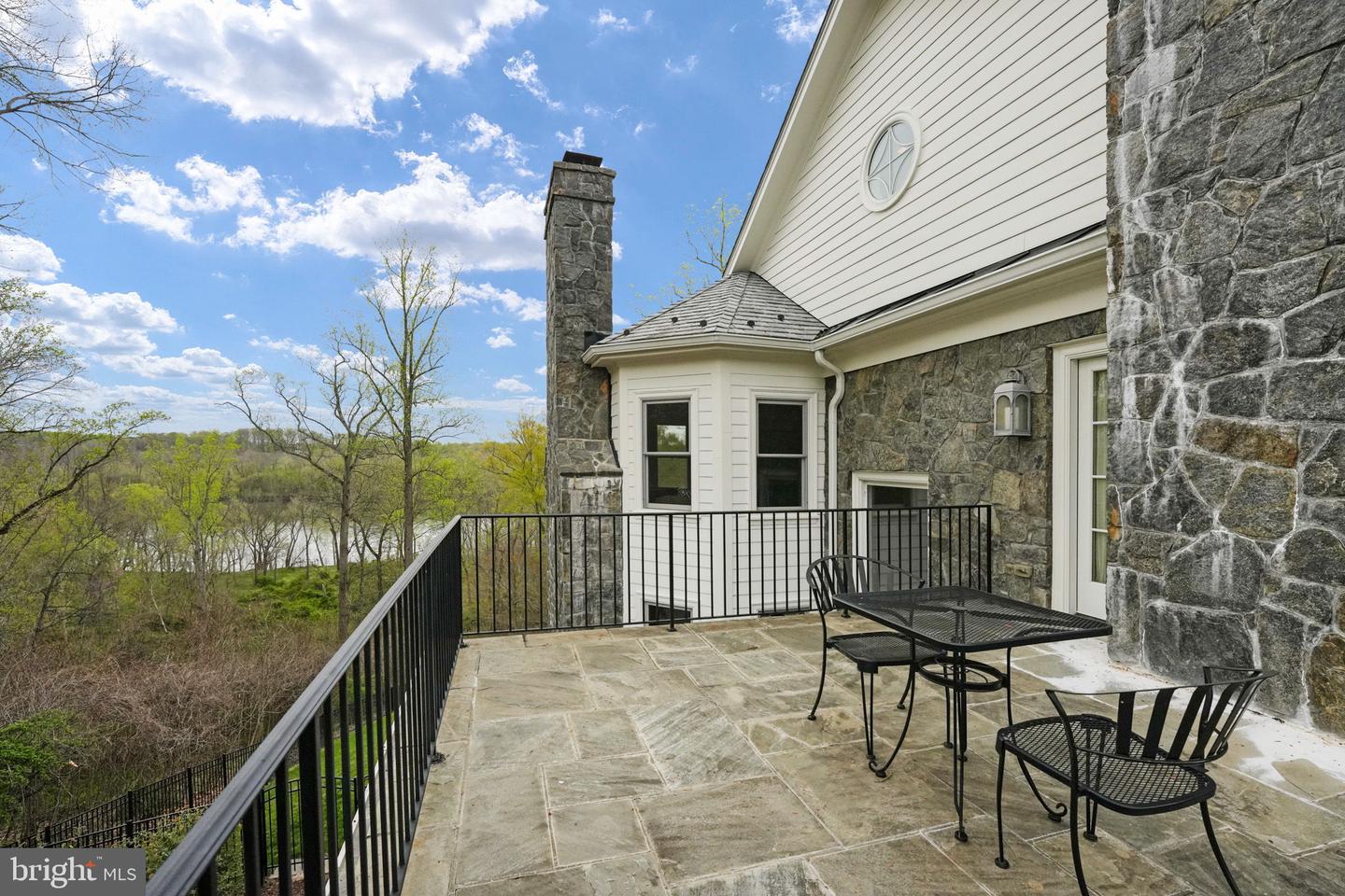9884 RIVER CHASE WAY, GREAT FALLS, Virginia 22066, 6 Bedrooms Bedrooms, ,6 BathroomsBathrooms,Residential,For sale,9884 RIVER CHASE WAY,VAFX2241464 MLS # VAFX2241464