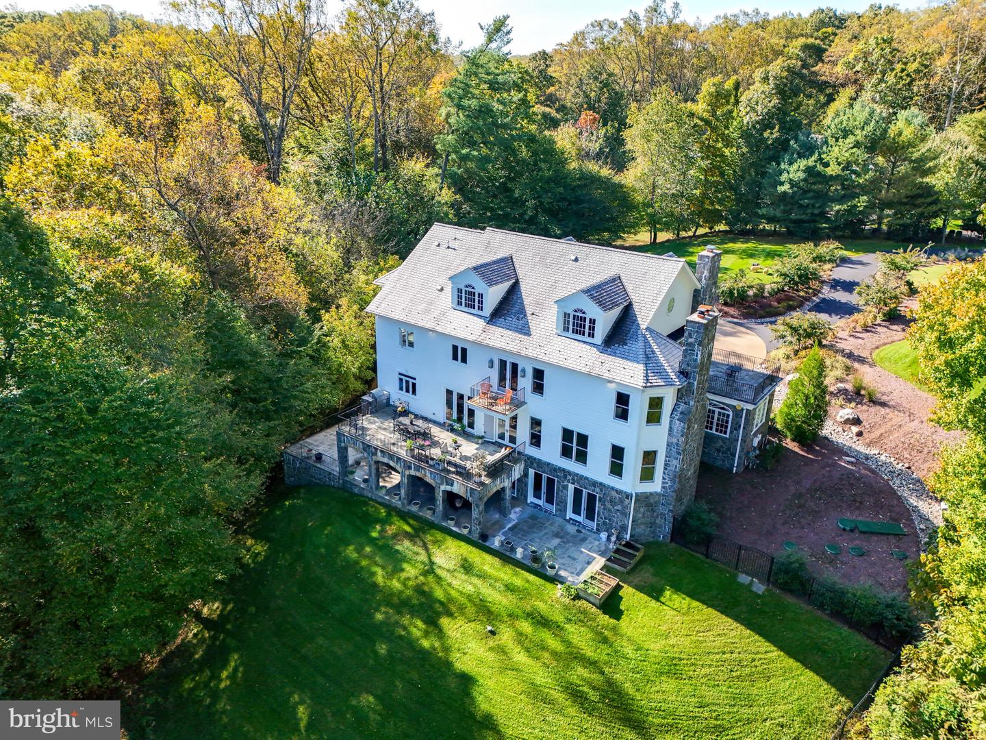 9884 RIVER CHASE WAY, GREAT FALLS, Virginia 22066, 6 Bedrooms Bedrooms, ,6 BathroomsBathrooms,Residential,For sale,9884 RIVER CHASE WAY,VAFX2241464 MLS # VAFX2241464