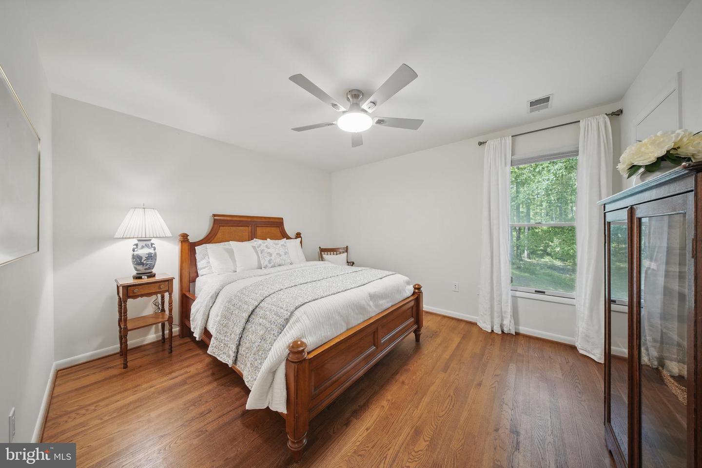4929 S WINDSWEPT LN, MARSHALL, Virginia 20115, 4 Bedrooms Bedrooms, ,4 BathroomsBathrooms,Residential,For sale,4929 S WINDSWEPT LN,VAFQ2016672 MLS # VAFQ2016672