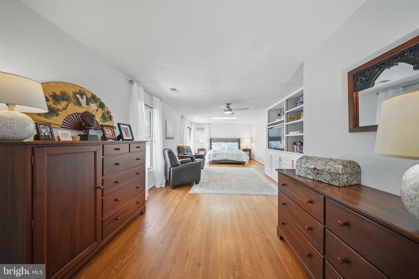 4929 S WINDSWEPT LN, MARSHALL, Virginia 20115, 4 Bedrooms Bedrooms, ,4 BathroomsBathrooms,Residential,For sale,4929 S WINDSWEPT LN,VAFQ2016672 MLS # VAFQ2016672