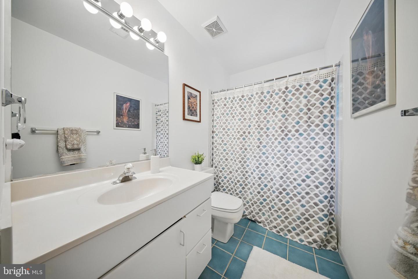 4929 S WINDSWEPT LN, MARSHALL, Virginia 20115, 4 Bedrooms Bedrooms, ,4 BathroomsBathrooms,Residential,For sale,4929 S WINDSWEPT LN,VAFQ2016672 MLS # VAFQ2016672