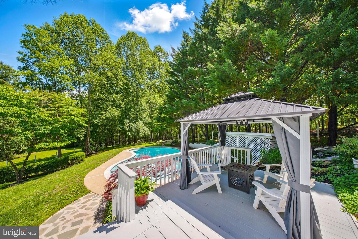 4929 S WINDSWEPT LN, MARSHALL, Virginia 20115, 4 Bedrooms Bedrooms, ,4 BathroomsBathrooms,Residential,For sale,4929 S WINDSWEPT LN,VAFQ2016672 MLS # VAFQ2016672