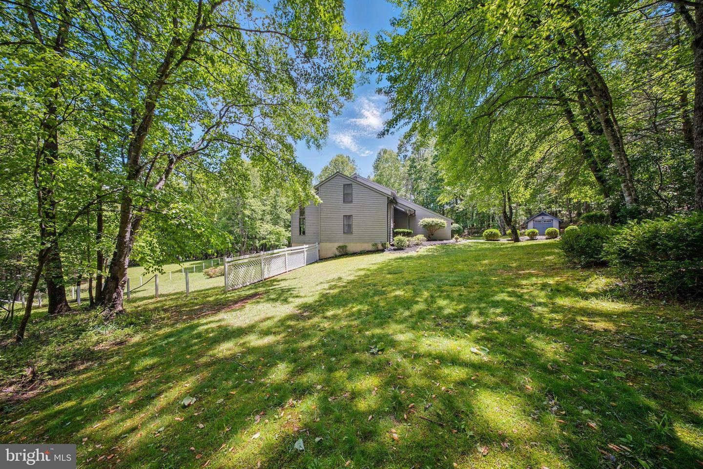 4929 S WINDSWEPT LN, MARSHALL, Virginia 20115, 4 Bedrooms Bedrooms, ,4 BathroomsBathrooms,Residential,For sale,4929 S WINDSWEPT LN,VAFQ2016672 MLS # VAFQ2016672