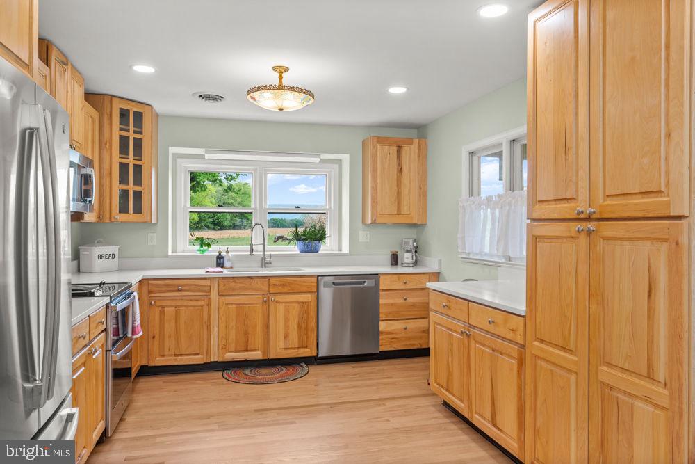 349 WALNUT DR, TIMBERVILLE, Virginia 22853, 4 Bedrooms Bedrooms, ,2 BathroomsBathrooms,Residential,For sale,349 WALNUT DR,VARO2002314 MLS # VARO2002314