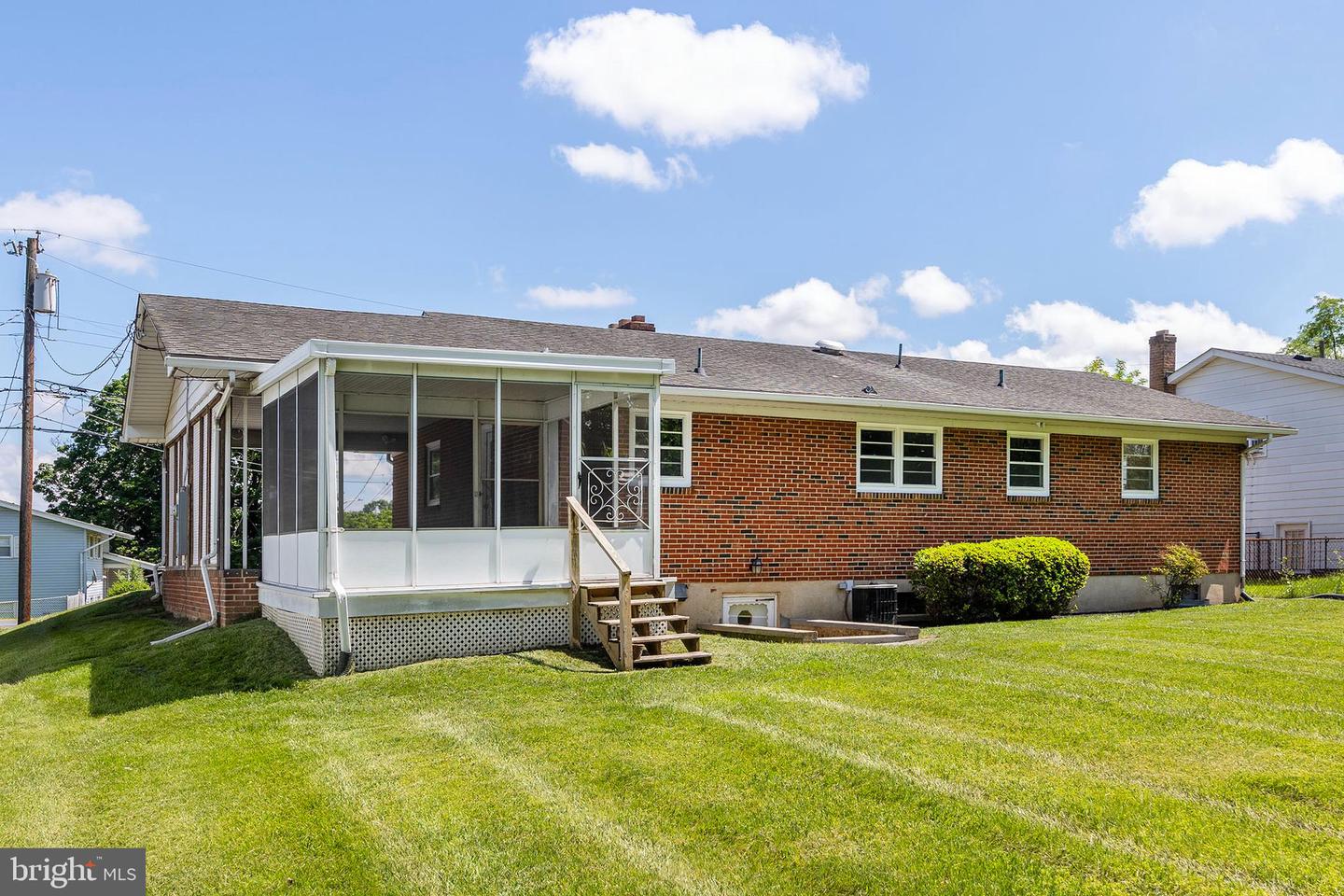 124 WILKINS DR, WINCHESTER, Virginia 22602, 3 Bedrooms Bedrooms, ,2 BathroomsBathrooms,Residential,For sale,124 WILKINS DR,VAFV2034228 MLS # VAFV2034228