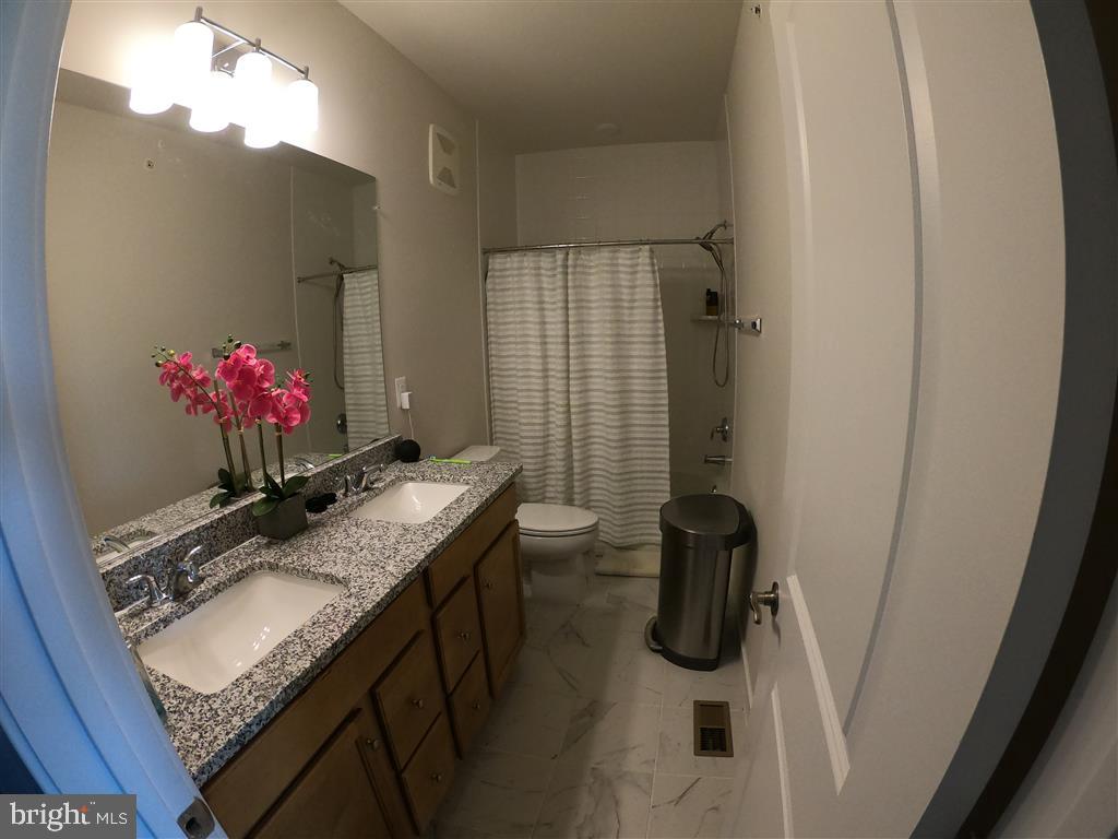 13508 INNOVATION STATION LOOP #3B, HERNDON, Virginia 20171, 3 Bedrooms Bedrooms, ,2 BathroomsBathrooms,Residential,For sale,13508 INNOVATION STATION LOOP #3B,VAFX2241474 MLS # VAFX2241474