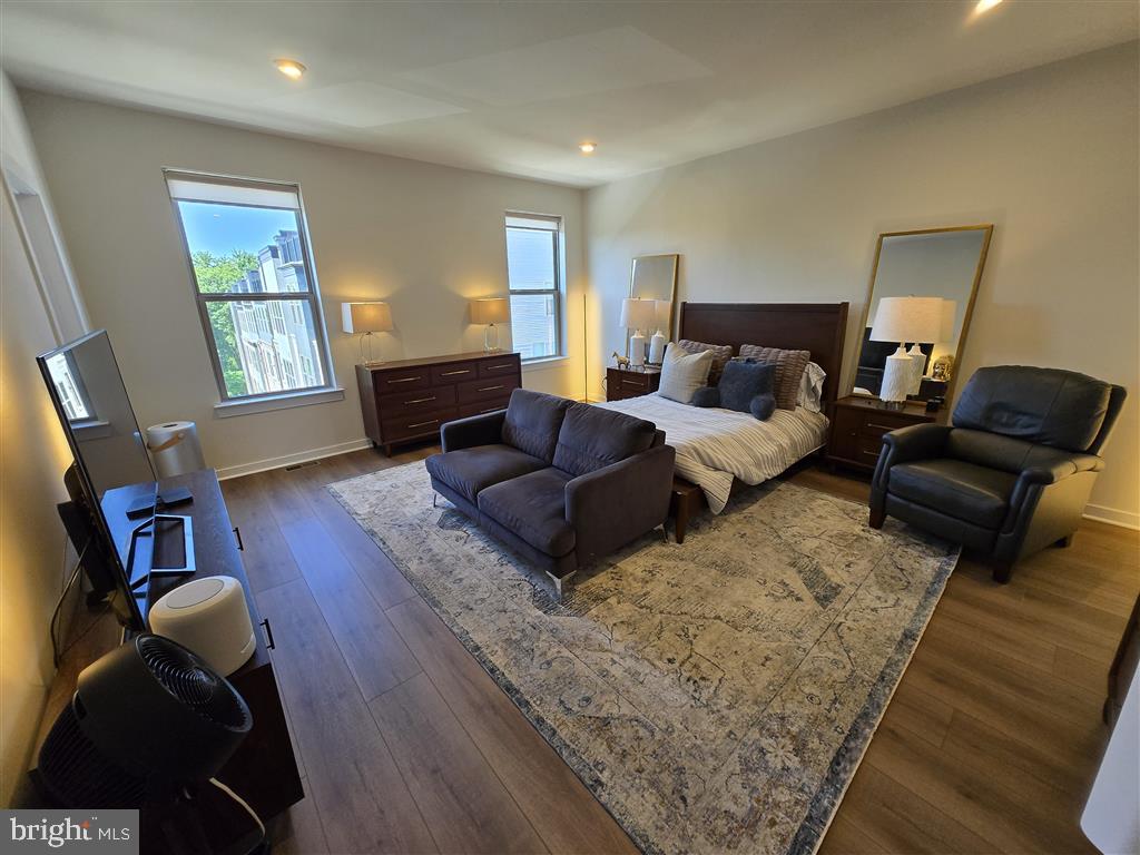 13508 INNOVATION STATION LOOP #3B, HERNDON, Virginia 20171, 3 Bedrooms Bedrooms, ,2 BathroomsBathrooms,Residential,For sale,13508 INNOVATION STATION LOOP #3B,VAFX2241474 MLS # VAFX2241474