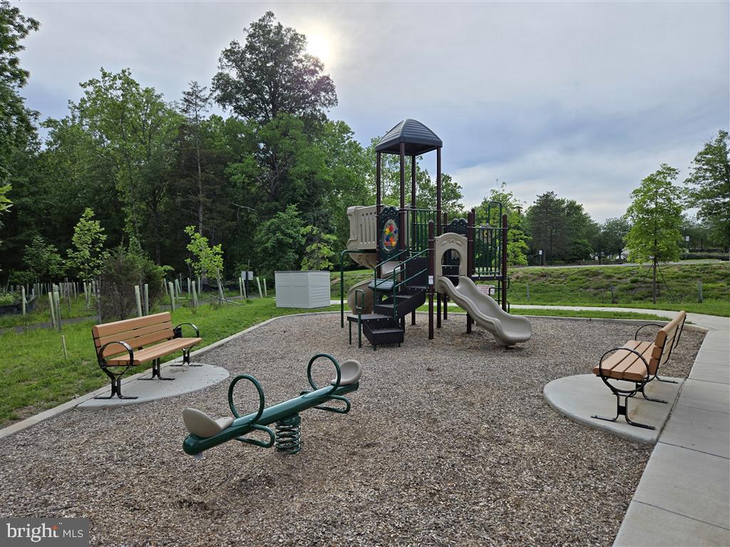 13508 INNOVATION STATION LOOP #3B, HERNDON, Virginia 20171, 3 Bedrooms Bedrooms, ,2 BathroomsBathrooms,Residential,For sale,13508 INNOVATION STATION LOOP #3B,VAFX2241474 MLS # VAFX2241474