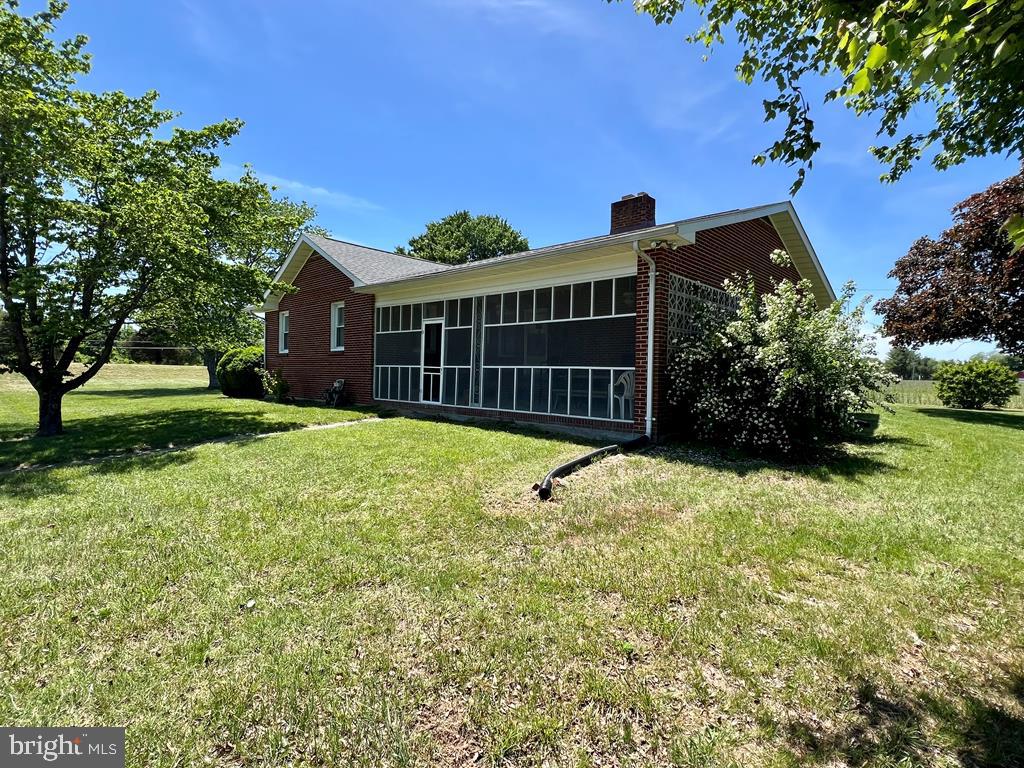 9815 RICHMOND RD, WARSAW, Virginia 22572, 3 Bedrooms Bedrooms, 7 Rooms Rooms,2 BathroomsBathrooms,Residential,For sale,9815 RICHMOND RD,VARV2000508 MLS # VARV2000508