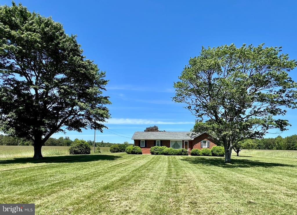 9815 RICHMOND RD, WARSAW, Virginia 22572, 3 Bedrooms Bedrooms, 7 Rooms Rooms,2 BathroomsBathrooms,Residential,For sale,9815 RICHMOND RD,VARV2000508 MLS # VARV2000508