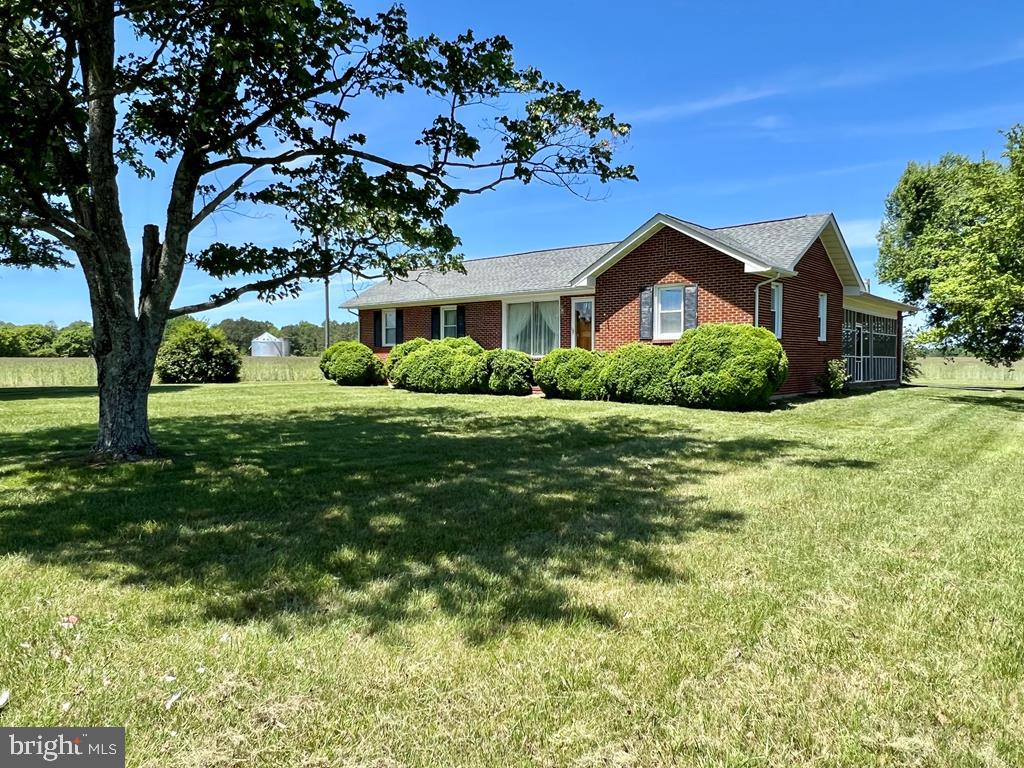 9815 RICHMOND RD, WARSAW, Virginia 22572, 3 Bedrooms Bedrooms, 7 Rooms Rooms,2 BathroomsBathrooms,Residential,For sale,9815 RICHMOND RD,VARV2000508 MLS # VARV2000508