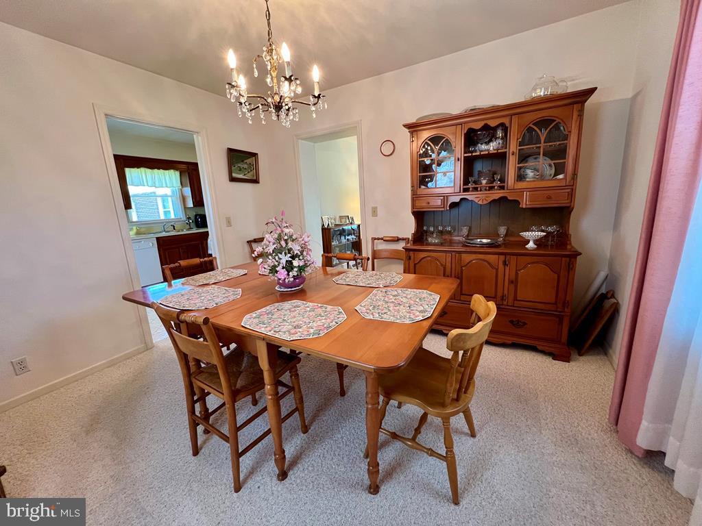 9815 RICHMOND RD, WARSAW, Virginia 22572, 3 Bedrooms Bedrooms, 7 Rooms Rooms,2 BathroomsBathrooms,Residential,For sale,9815 RICHMOND RD,VARV2000508 MLS # VARV2000508