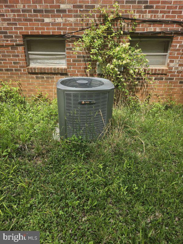 218 MAHAN RD, FARMVILLE, Virginia 23901, 3 Bedrooms Bedrooms, ,1 BathroomBathrooms,Residential,For sale,218 MAHAN RD,VACB2000056 MLS # VACB2000056