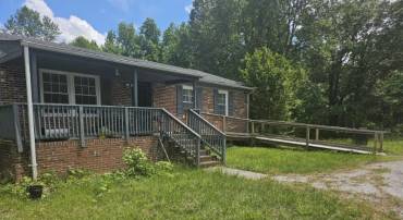 218 MAHAN RD, FARMVILLE, Virginia 23901, 3 Bedrooms Bedrooms, ,1 BathroomBathrooms,Residential,For sale,218 MAHAN RD,VACB2000056 MLS # VACB2000056