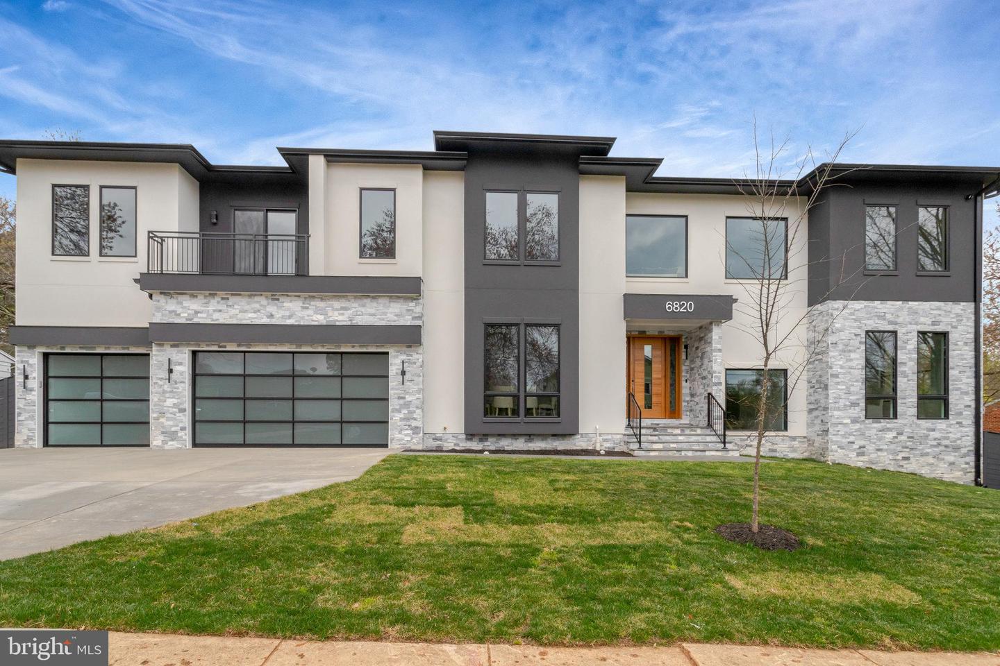 6820 BROYHILL ST, MCLEAN, Virginia 22101, 7 Bedrooms Bedrooms, ,9 BathroomsBathrooms,Residential,For sale,6820 BROYHILL ST,VAFX2241492 MLS # VAFX2241492
