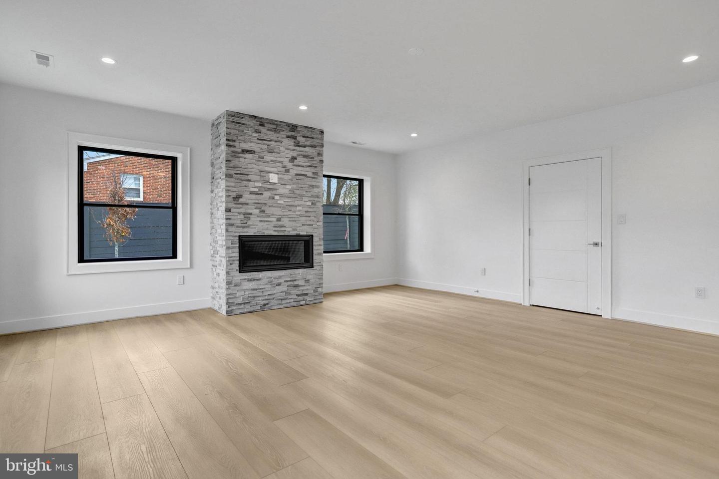 6820 BROYHILL ST, MCLEAN, Virginia 22101, 7 Bedrooms Bedrooms, ,9 BathroomsBathrooms,Residential,For sale,6820 BROYHILL ST,VAFX2241492 MLS # VAFX2241492