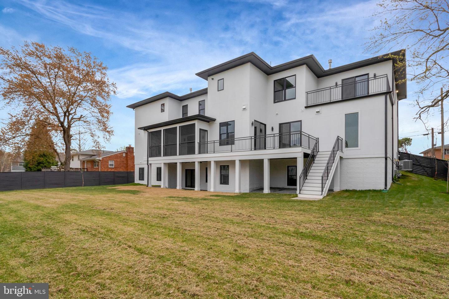 6820 BROYHILL ST, MCLEAN, Virginia 22101, 7 Bedrooms Bedrooms, ,9 BathroomsBathrooms,Residential,For sale,6820 BROYHILL ST,VAFX2241492 MLS # VAFX2241492