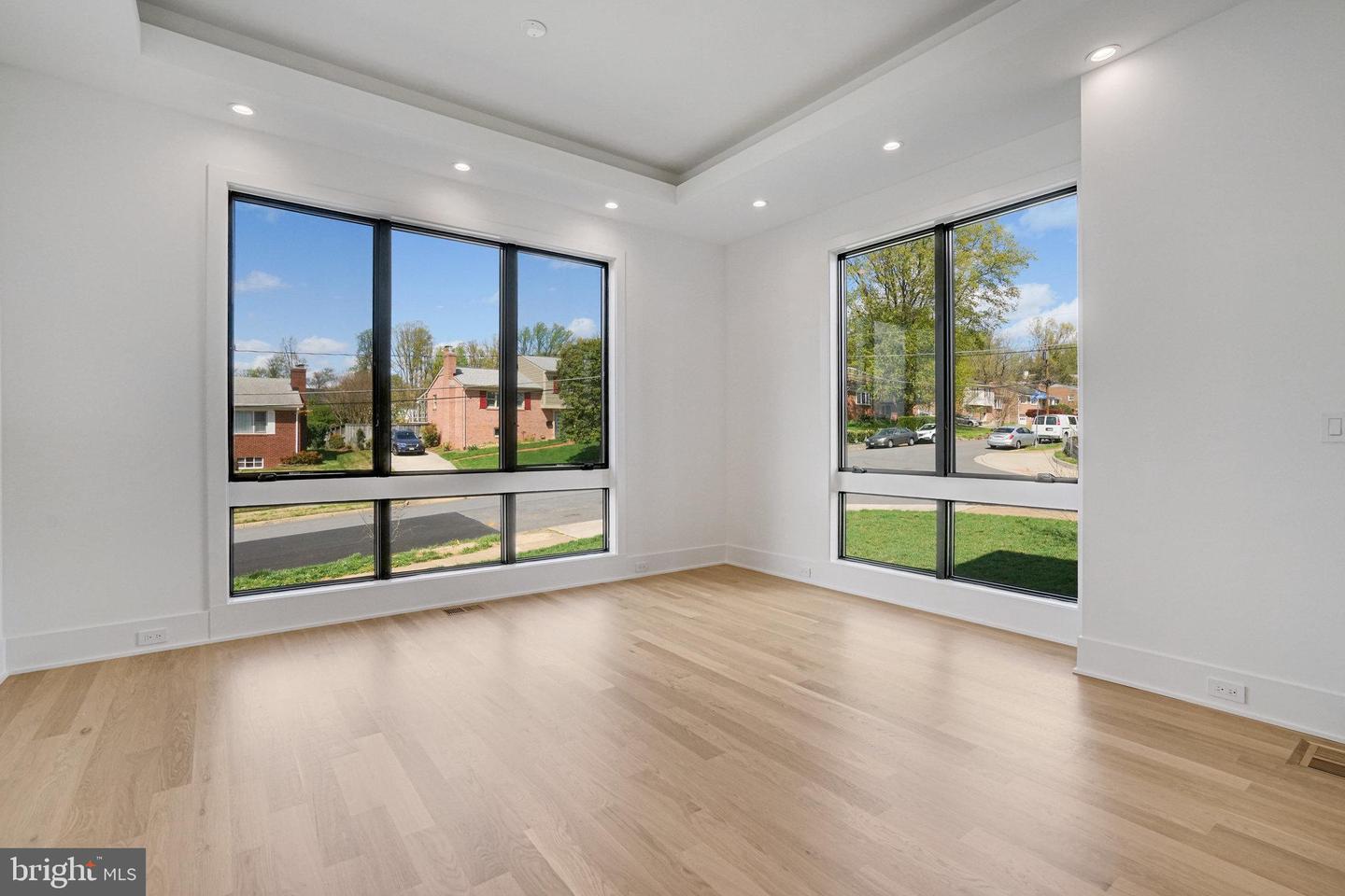 2148 CRIMMINS LN, FALLS CHURCH, Virginia 22043, 7 Bedrooms Bedrooms, ,7 BathroomsBathrooms,Residential,For sale,2148 CRIMMINS LN,VAFX2241496 MLS # VAFX2241496