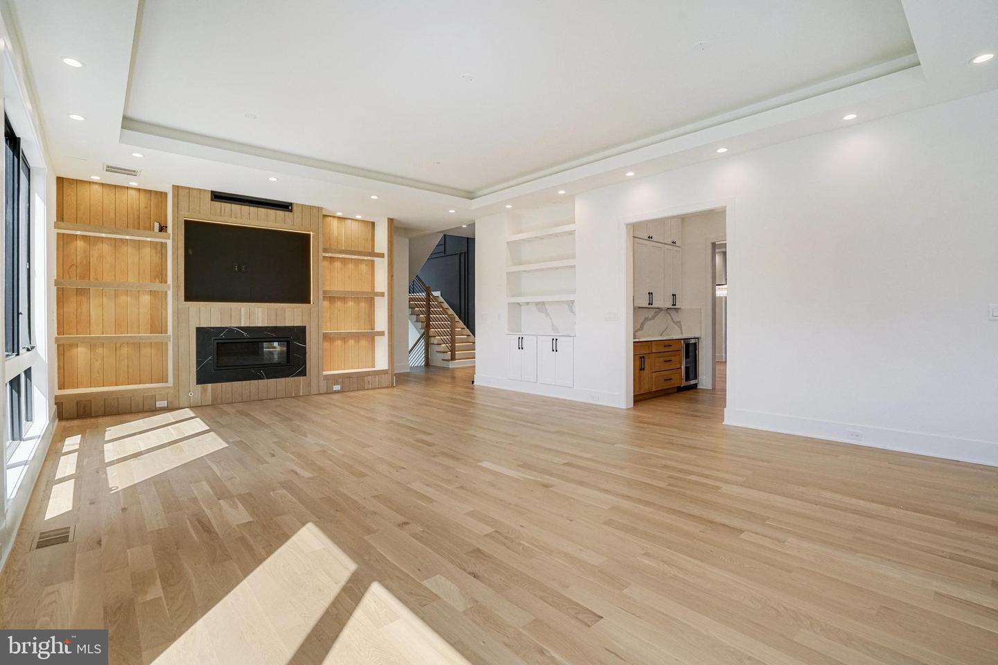 2148 CRIMMINS LN, FALLS CHURCH, Virginia 22043, 7 Bedrooms Bedrooms, ,7 BathroomsBathrooms,Residential,For sale,2148 CRIMMINS LN,VAFX2241496 MLS # VAFX2241496