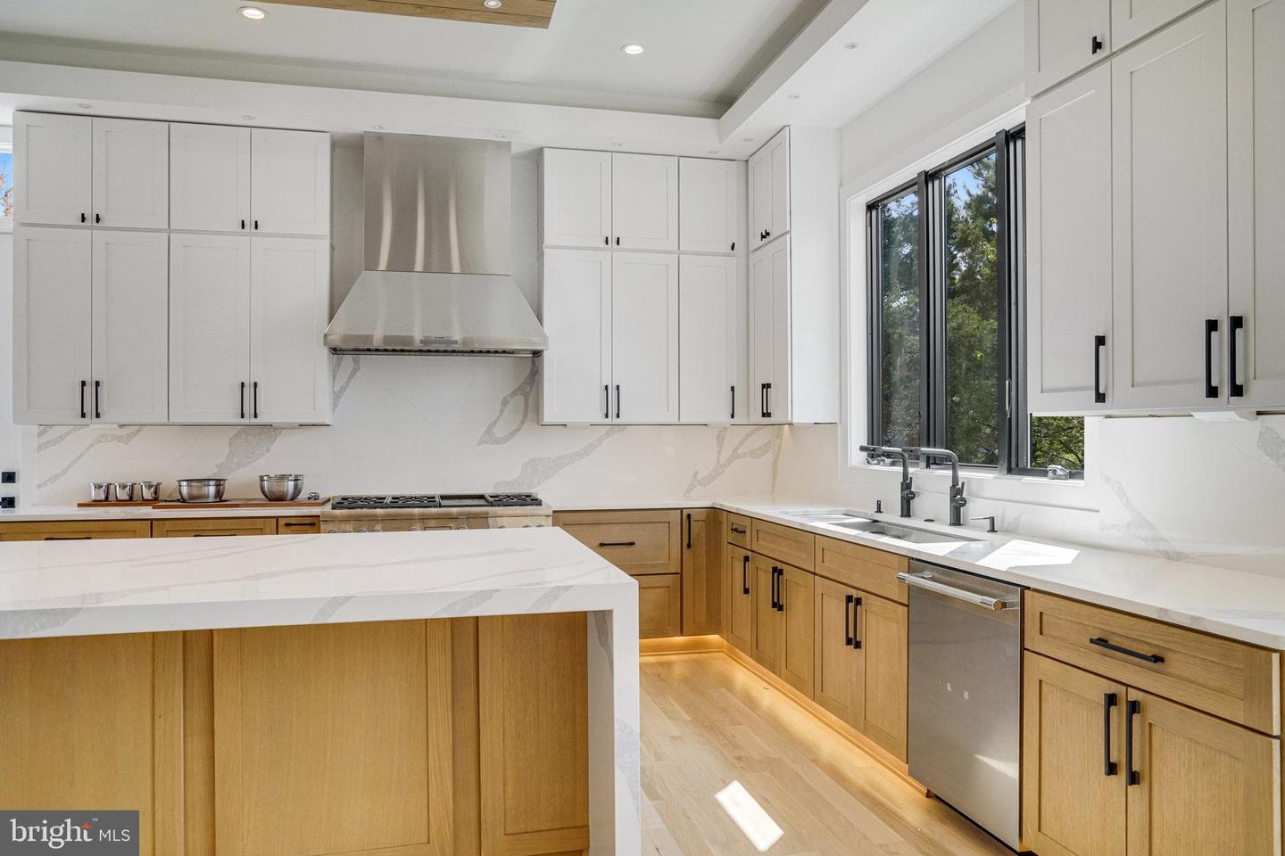 2148 CRIMMINS LN, FALLS CHURCH, Virginia 22043, 7 Bedrooms Bedrooms, ,7 BathroomsBathrooms,Residential,For sale,2148 CRIMMINS LN,VAFX2241496 MLS # VAFX2241496