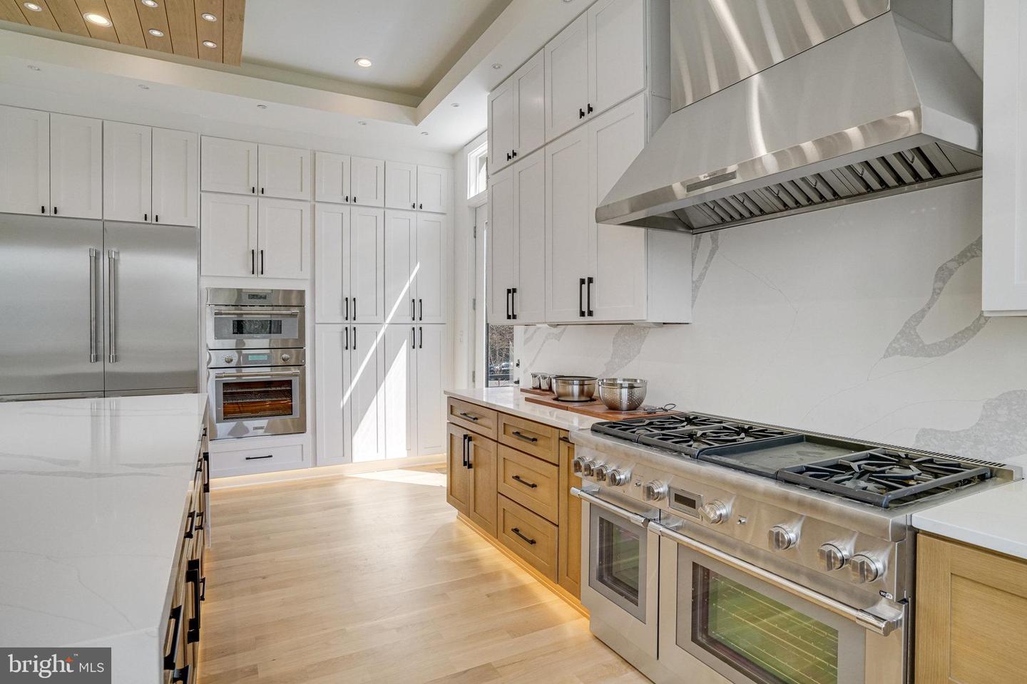 2148 CRIMMINS LN, FALLS CHURCH, Virginia 22043, 7 Bedrooms Bedrooms, ,7 BathroomsBathrooms,Residential,For sale,2148 CRIMMINS LN,VAFX2241496 MLS # VAFX2241496
