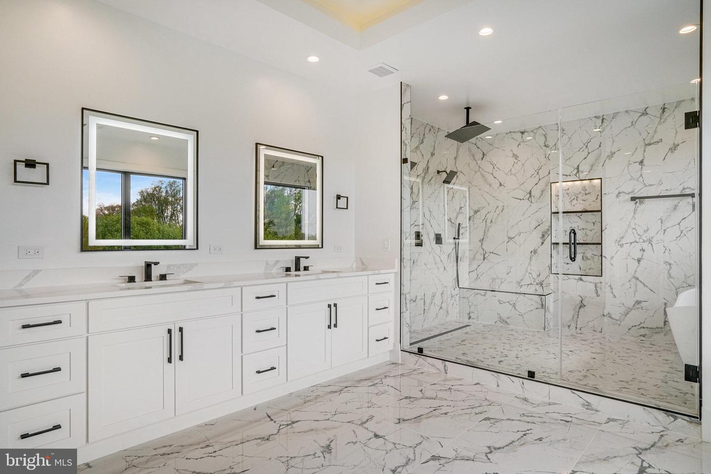 2148 CRIMMINS LN, FALLS CHURCH, Virginia 22043, 7 Bedrooms Bedrooms, ,7 BathroomsBathrooms,Residential,For sale,2148 CRIMMINS LN,VAFX2241496 MLS # VAFX2241496