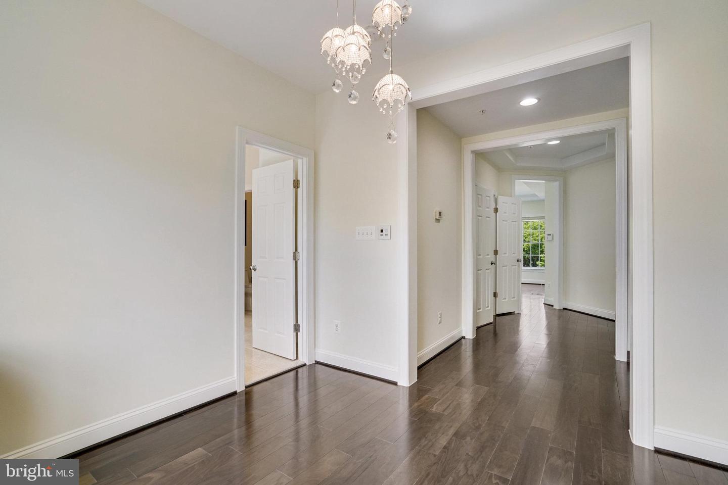 2082 HUTCHISON GROVE CT, FALLS CHURCH, Virginia 22043, 3 Bedrooms Bedrooms, ,3 BathroomsBathrooms,Residential,For sale,2082 HUTCHISON GROVE CT,VAFX2241498 MLS # VAFX2241498