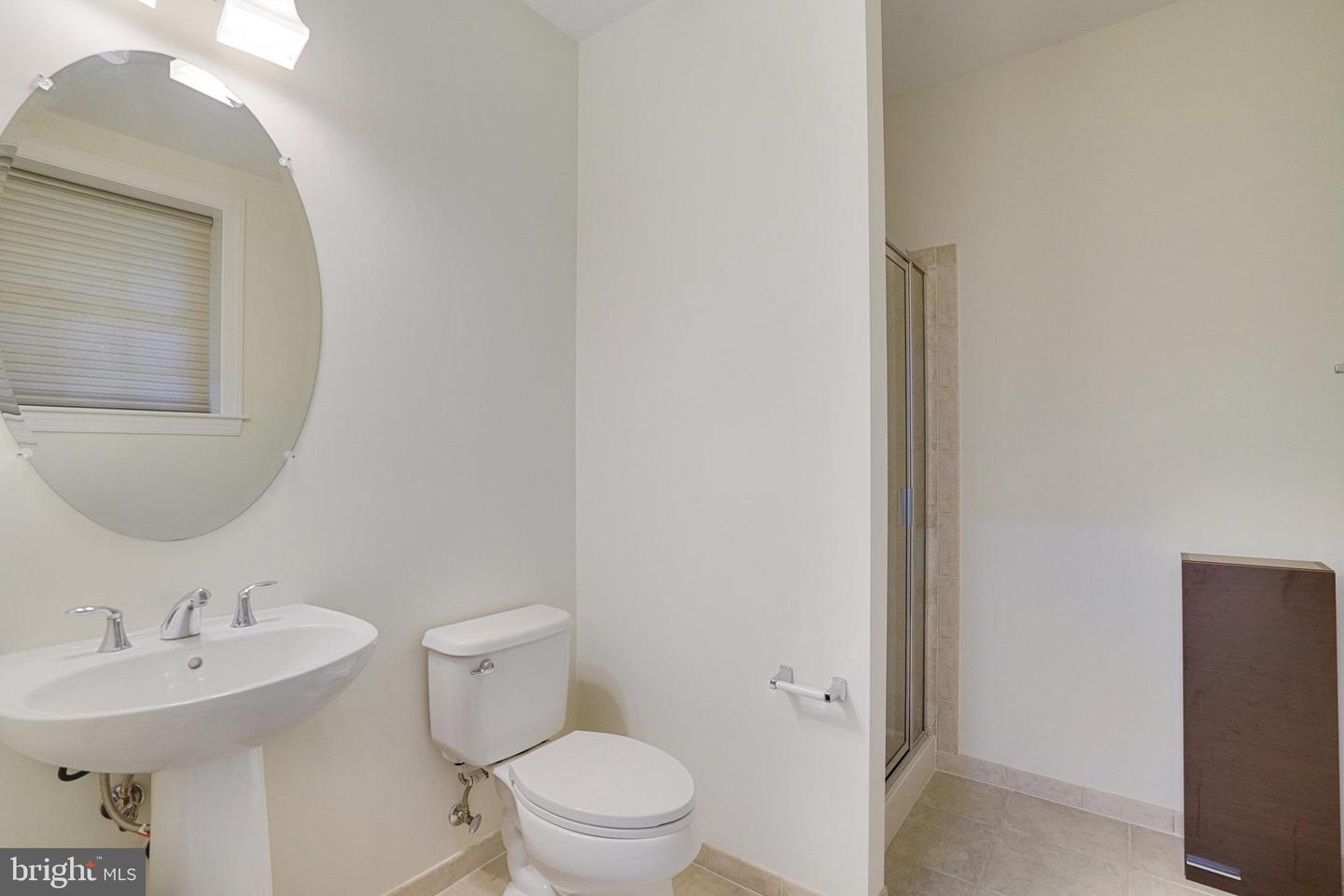 2082 HUTCHISON GROVE CT, FALLS CHURCH, Virginia 22043, 3 Bedrooms Bedrooms, ,3 BathroomsBathrooms,Residential,For sale,2082 HUTCHISON GROVE CT,VAFX2241498 MLS # VAFX2241498