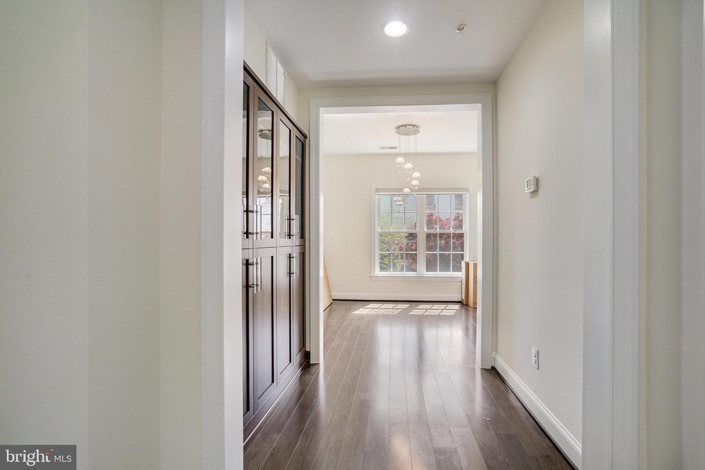 2082 HUTCHISON GROVE CT, FALLS CHURCH, Virginia 22043, 3 Bedrooms Bedrooms, ,3 BathroomsBathrooms,Residential,For sale,2082 HUTCHISON GROVE CT,VAFX2241498 MLS # VAFX2241498