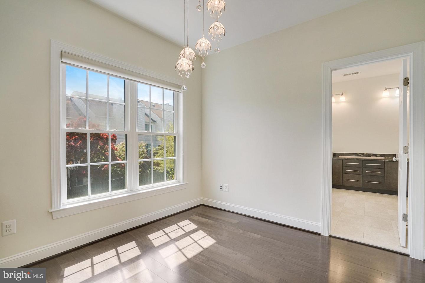 2082 HUTCHISON GROVE CT, FALLS CHURCH, Virginia 22043, 3 Bedrooms Bedrooms, ,3 BathroomsBathrooms,Residential,For sale,2082 HUTCHISON GROVE CT,VAFX2241498 MLS # VAFX2241498