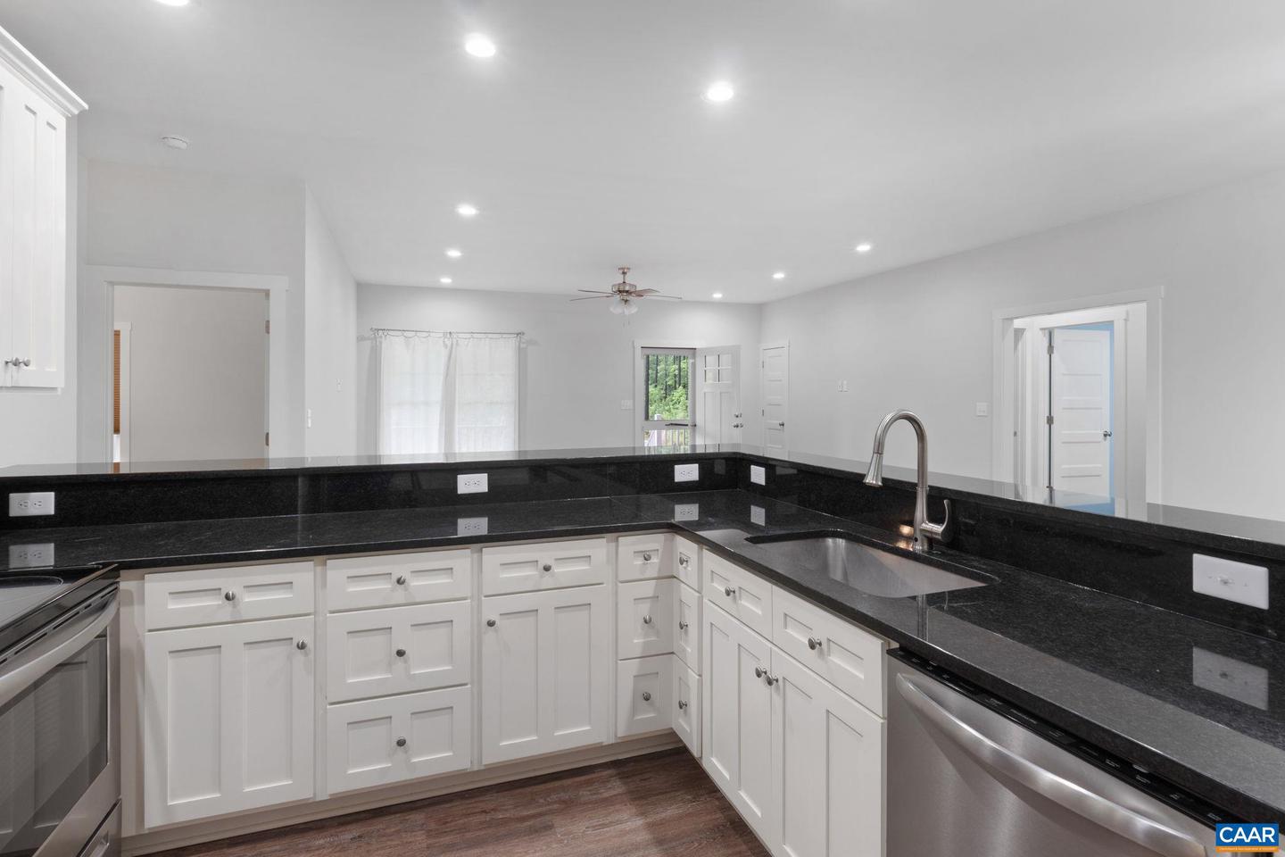 6169 COMMUNITY HOUSE RD, COLUMBIA, Virginia 23038, 3 Bedrooms Bedrooms, ,2 BathroomsBathrooms,Residential,For sale,6169 COMMUNITY HOUSE RD,664643 MLS # 664643