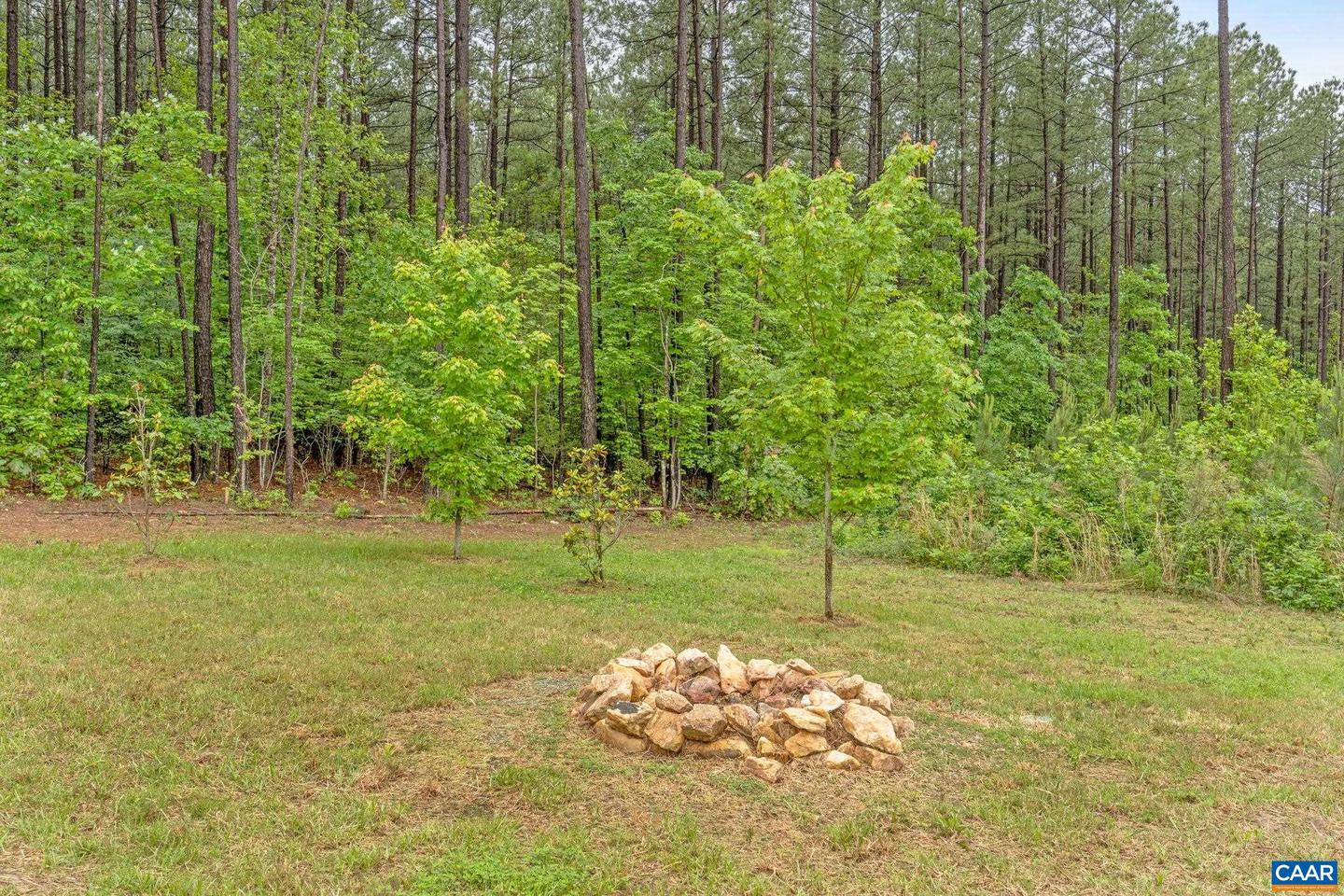 6169 COMMUNITY HOUSE RD, COLUMBIA, Virginia 23038, 3 Bedrooms Bedrooms, ,2 BathroomsBathrooms,Residential,For sale,6169 COMMUNITY HOUSE RD,664643 MLS # 664643
