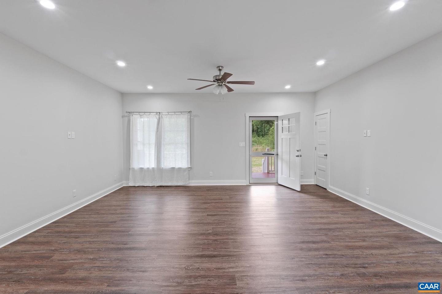 6169 COMMUNITY HOUSE RD, COLUMBIA, Virginia 23038, 3 Bedrooms Bedrooms, ,2 BathroomsBathrooms,Residential,For sale,6169 COMMUNITY HOUSE RD,664643 MLS # 664643