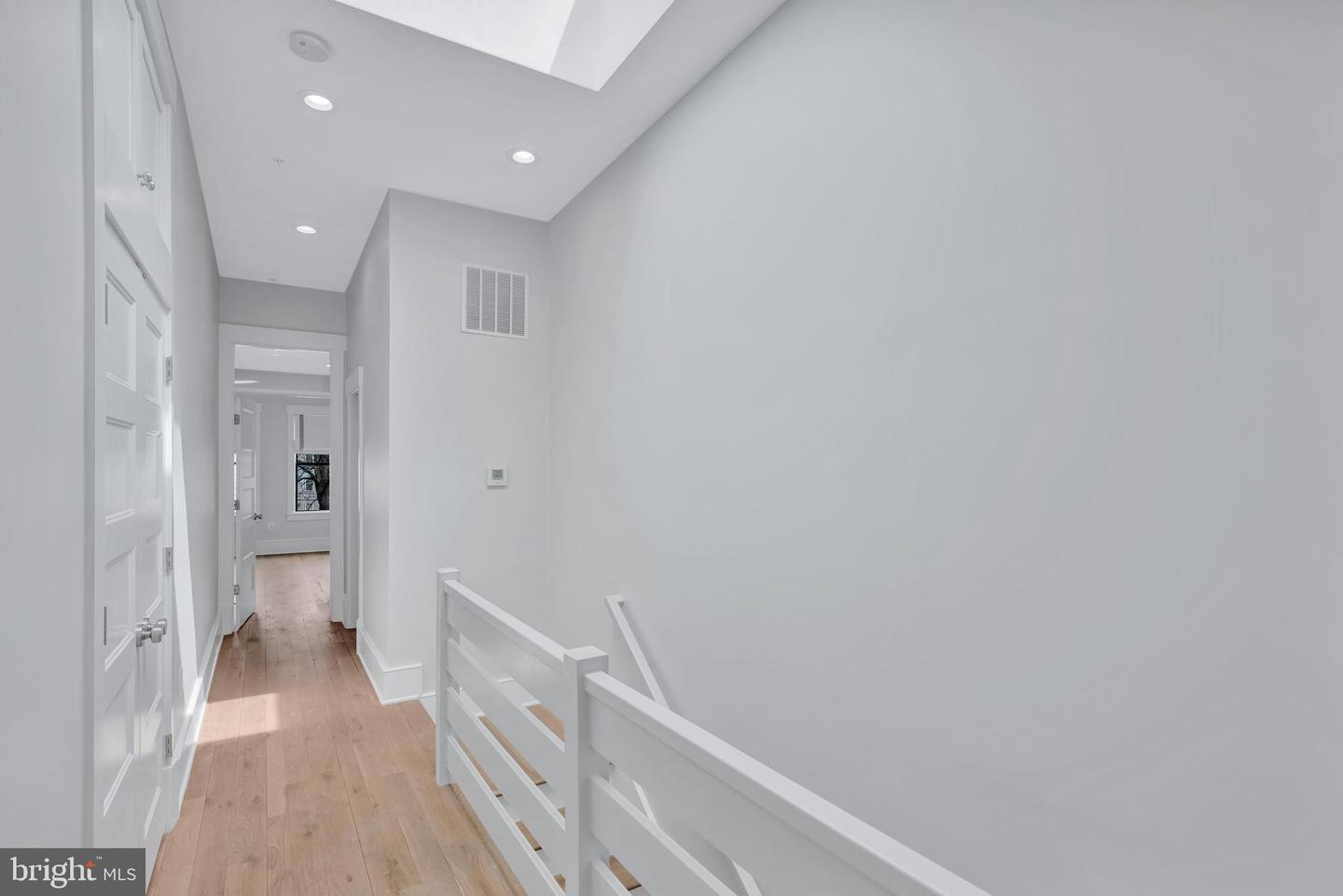 1622 E ST SE, WASHINGTON, District Of Columbia 20003, 4 Bedrooms Bedrooms, ,4 BathroomsBathrooms,Residential,For sale,1622 E ST SE,DCDC2201158 MLS # DCDC2201158