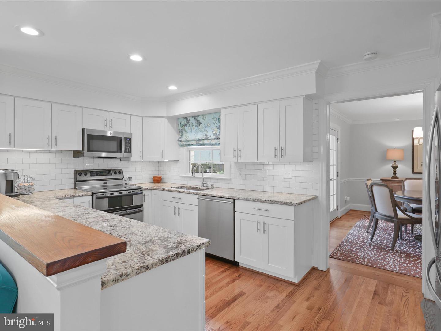 7287 EVANS MILL RD, MCLEAN, Virginia 22101, 4 Bedrooms Bedrooms, ,3 BathroomsBathrooms,Residential,For sale,7287 EVANS MILL RD,VAFX2241524 MLS # VAFX2241524
