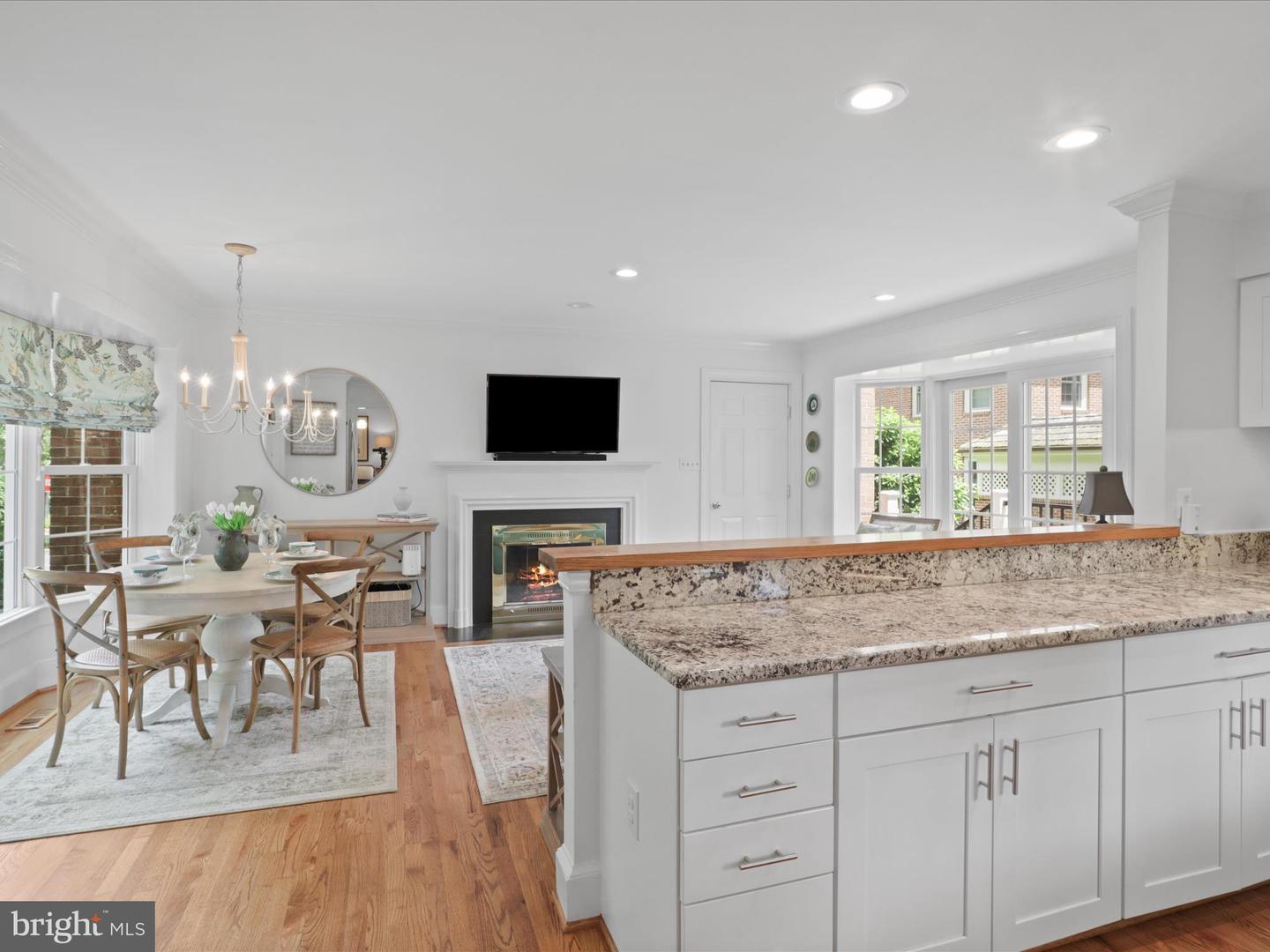 7287 EVANS MILL RD, MCLEAN, Virginia 22101, 4 Bedrooms Bedrooms, ,3 BathroomsBathrooms,Residential,For sale,7287 EVANS MILL RD,VAFX2241524 MLS # VAFX2241524