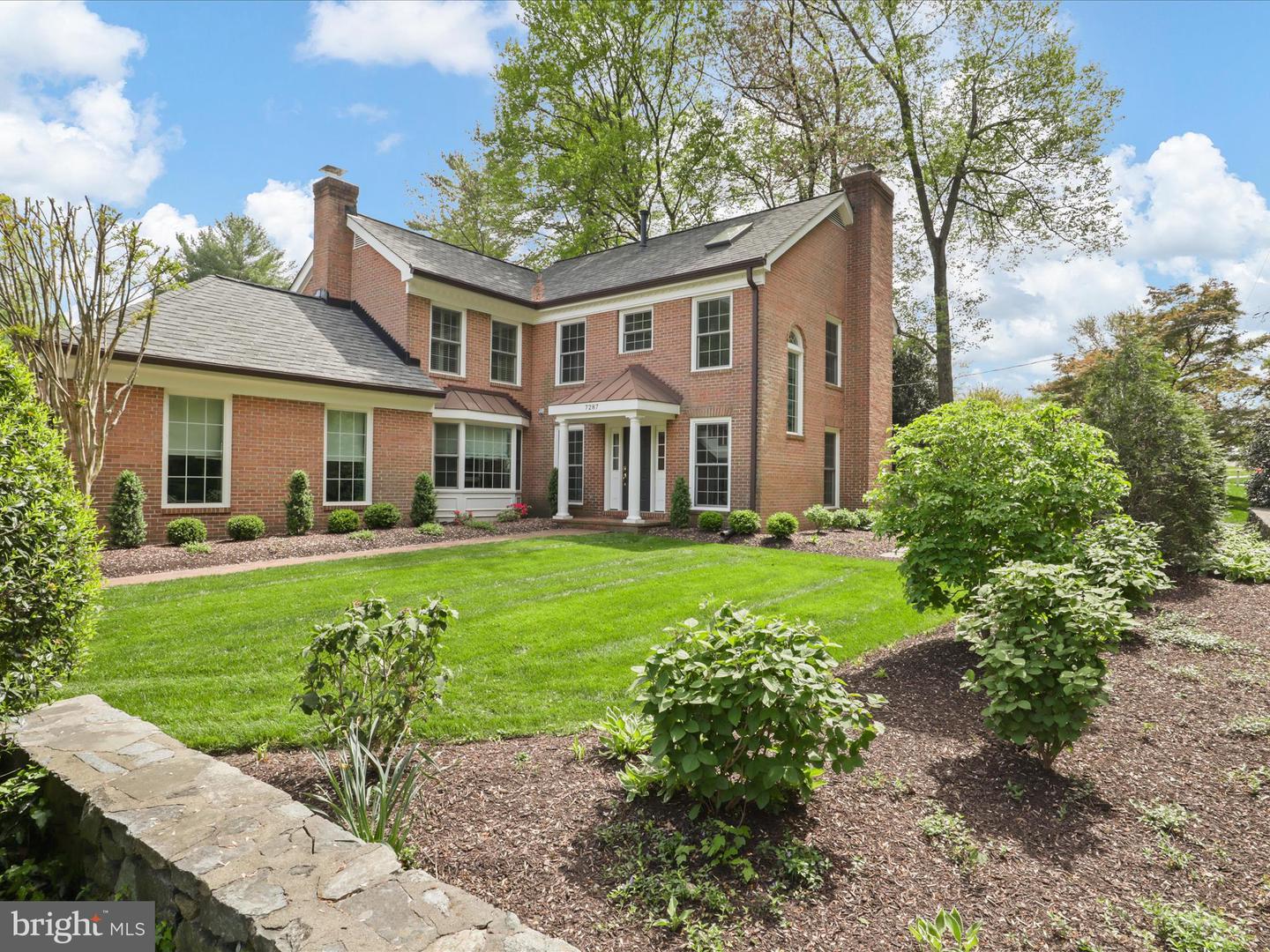 7287 EVANS MILL RD, MCLEAN, Virginia 22101, 4 Bedrooms Bedrooms, ,3 BathroomsBathrooms,Residential,For sale,7287 EVANS MILL RD,VAFX2241524 MLS # VAFX2241524