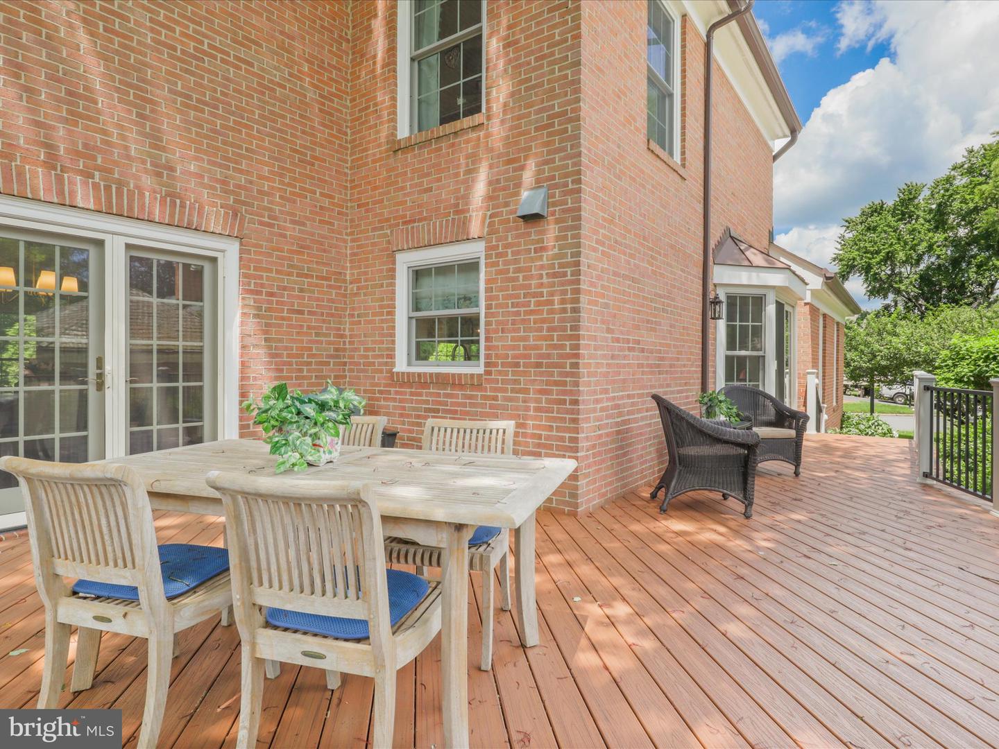 7287 EVANS MILL RD, MCLEAN, Virginia 22101, 4 Bedrooms Bedrooms, ,3 BathroomsBathrooms,Residential,For sale,7287 EVANS MILL RD,VAFX2241524 MLS # VAFX2241524