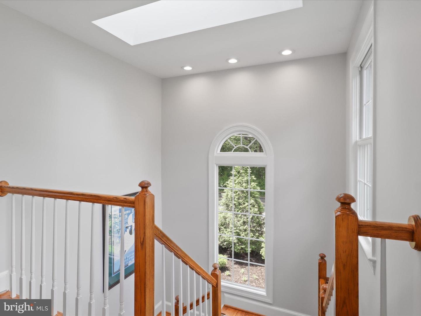 7287 EVANS MILL RD, MCLEAN, Virginia 22101, 4 Bedrooms Bedrooms, ,3 BathroomsBathrooms,Residential,For sale,7287 EVANS MILL RD,VAFX2241524 MLS # VAFX2241524