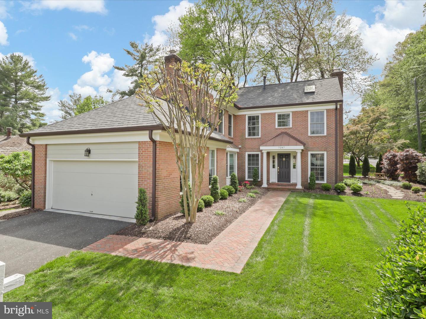7287 EVANS MILL RD, MCLEAN, Virginia 22101, 4 Bedrooms Bedrooms, ,3 BathroomsBathrooms,Residential,For sale,7287 EVANS MILL RD,VAFX2241524 MLS # VAFX2241524