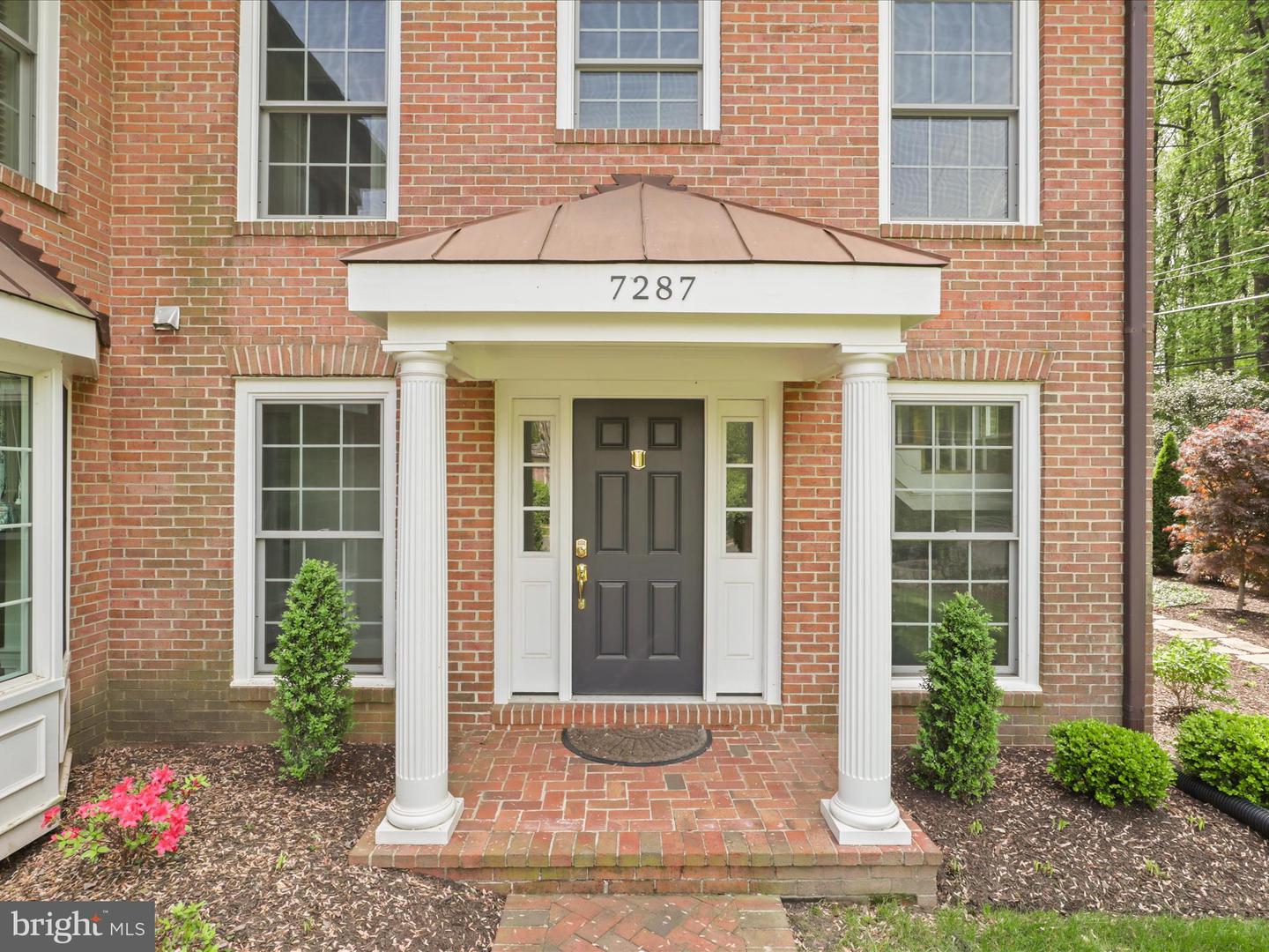 7287 EVANS MILL RD, MCLEAN, Virginia 22101, 4 Bedrooms Bedrooms, ,3 BathroomsBathrooms,Residential,For sale,7287 EVANS MILL RD,VAFX2241524 MLS # VAFX2241524